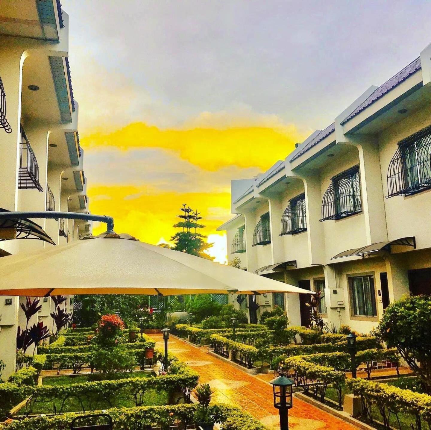 Baguio Holiday Villas Baguio City Exterior foto